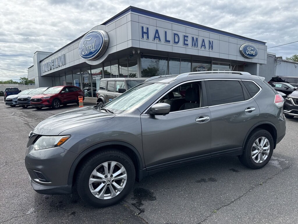 Used 2015 Nissan Rogue SV SUV