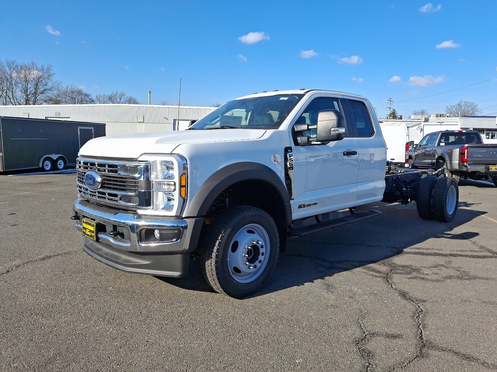 2024 Ford F-550 photo 3