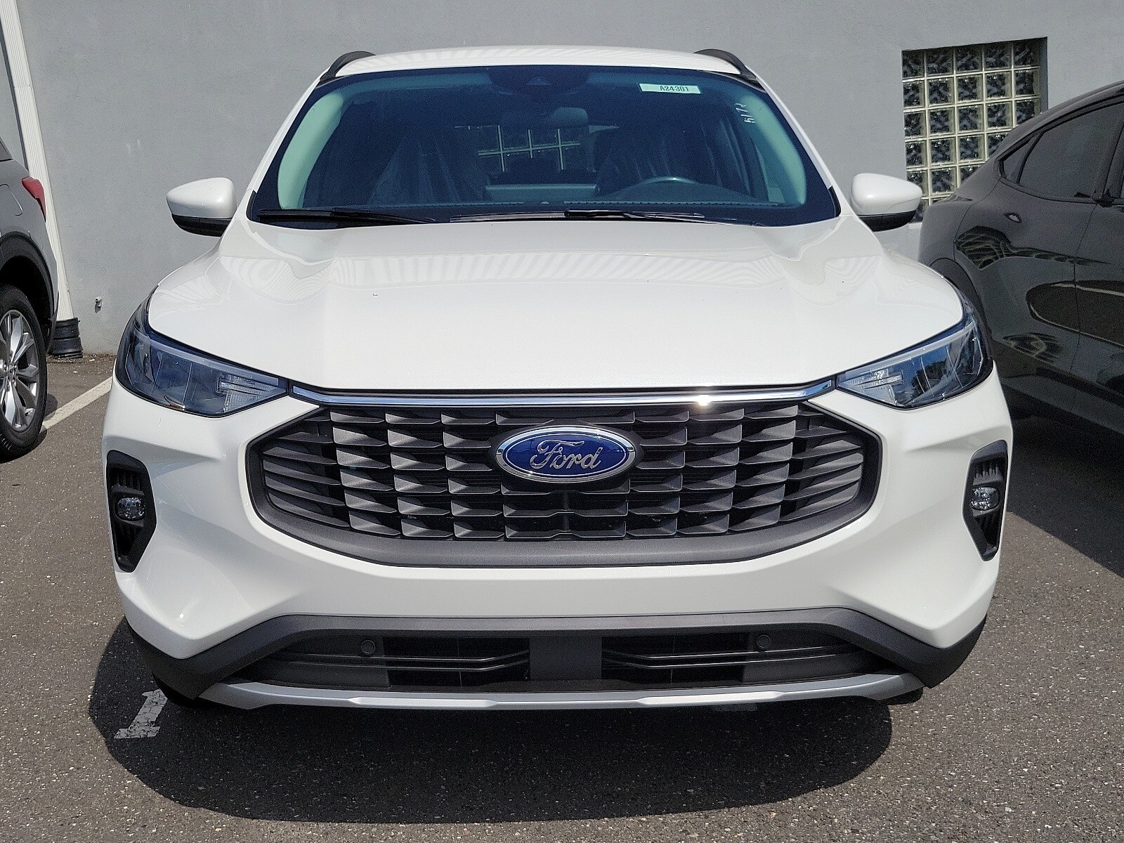 2024 Ford Escape Base photo 2