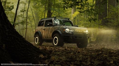 FMBR1692000_Bronco_Sasquatch_PR_Image2_1920x1080_00.jpg
