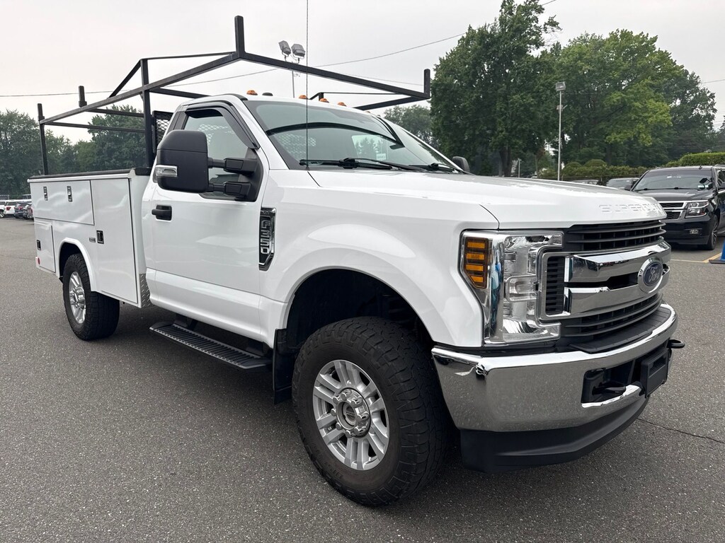 Certified 2018 Ford F-350SD XLT Chassis