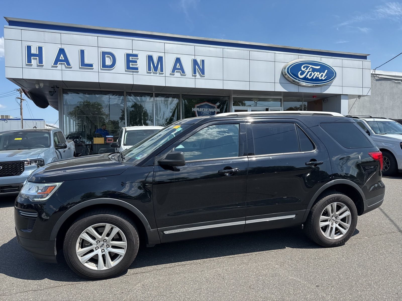 2018 Ford Explorer XLT 4WD's photo