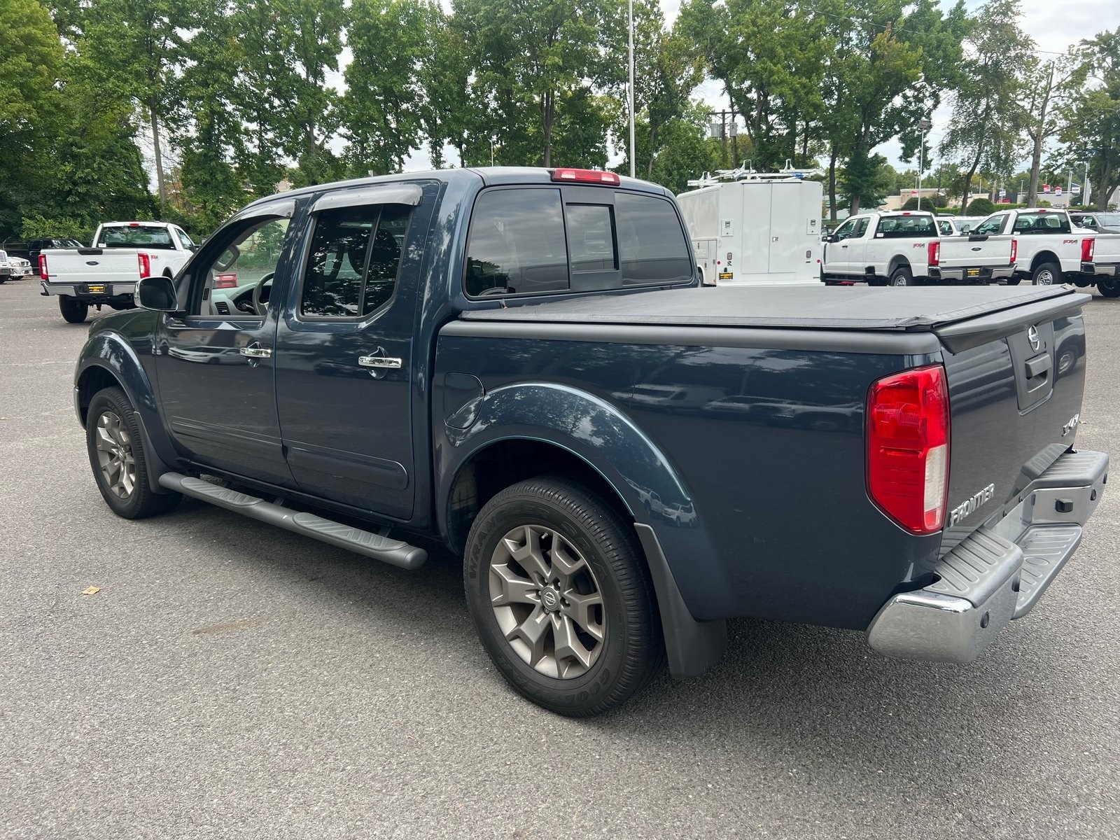 Certified 2015 Nissan Frontier SL with VIN 1N6AD0EV8FN702086 for sale in Trenton, NJ