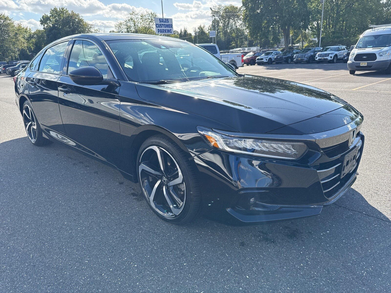 2022 Honda Accord Sport 2.0T photo 3