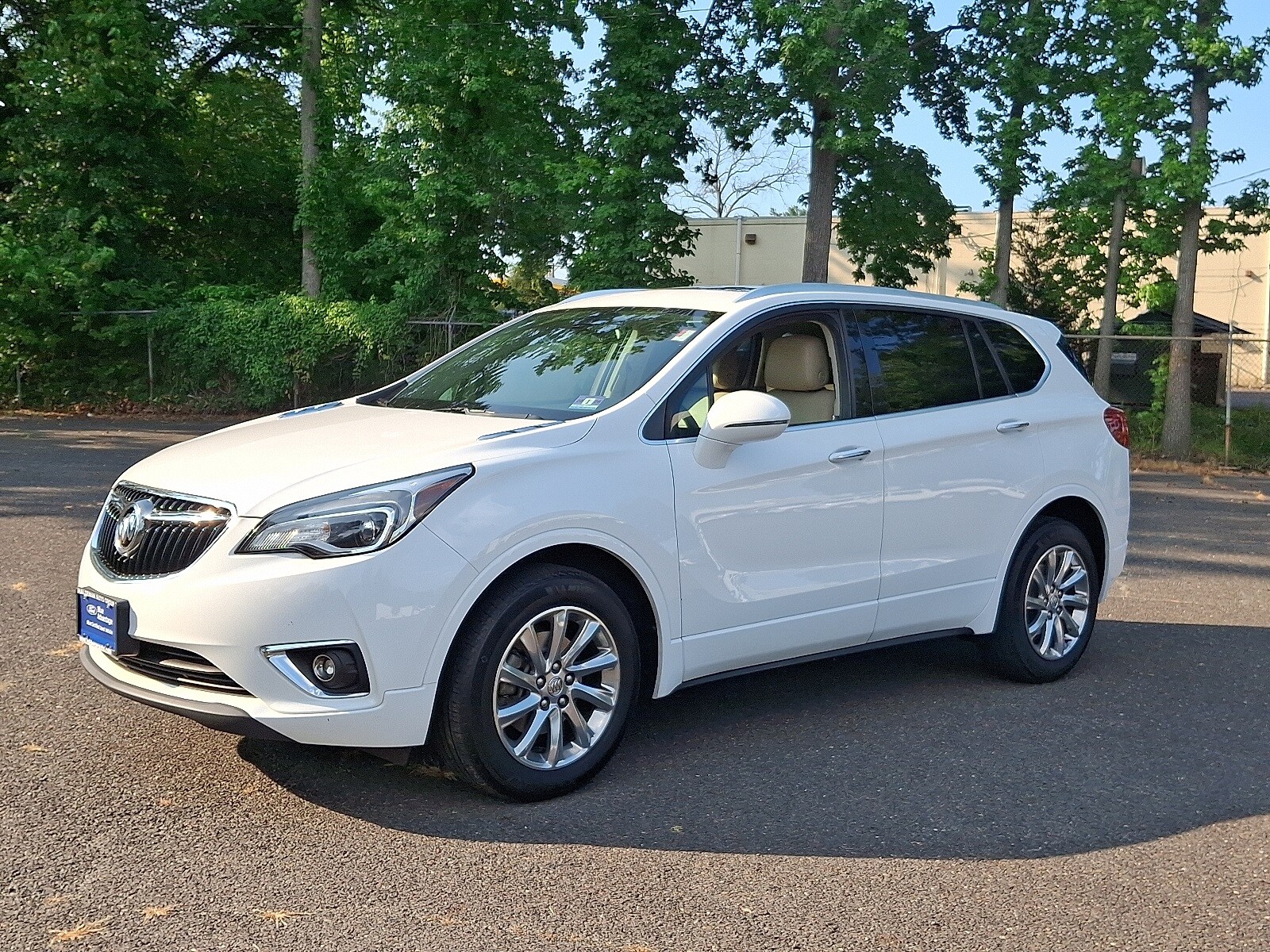2019 Buick Envision Essence photo 3