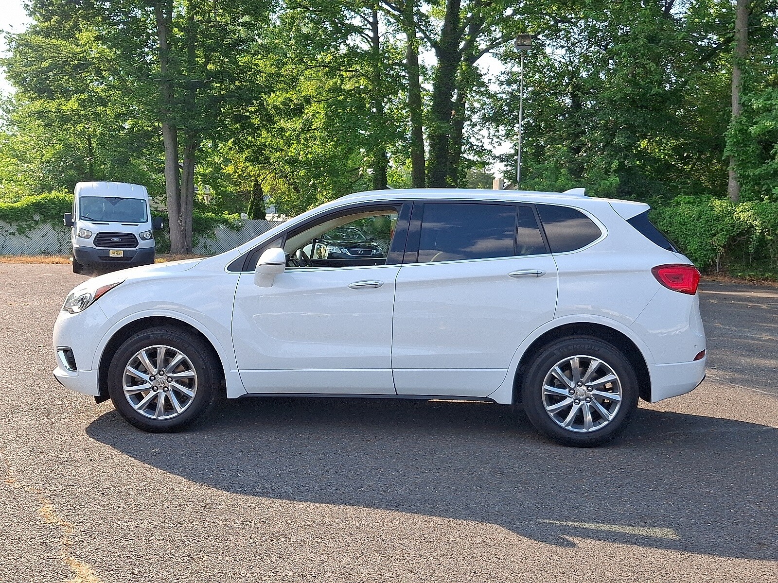 2019 Buick Envision Essence photo 4