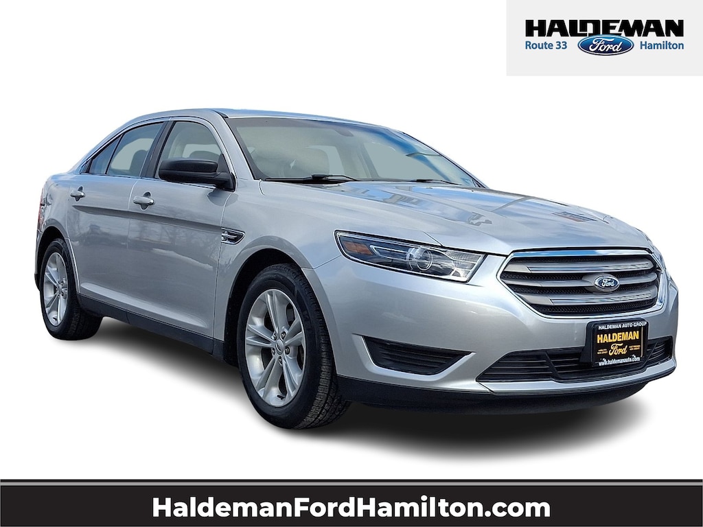 Used 2015 Ford Taurus SE Sedan