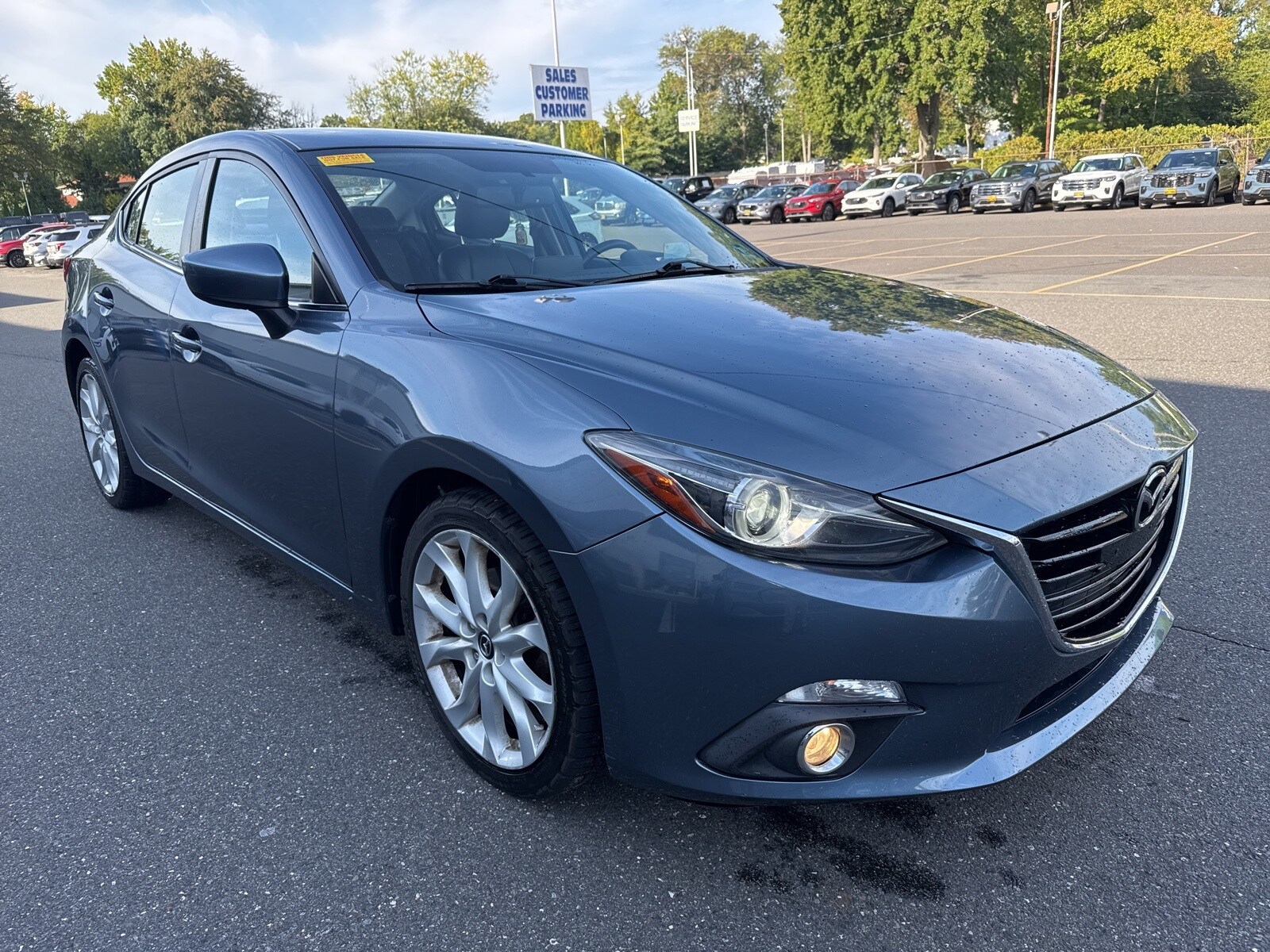 2014 Mazda Mazda3 s Touring photo 3