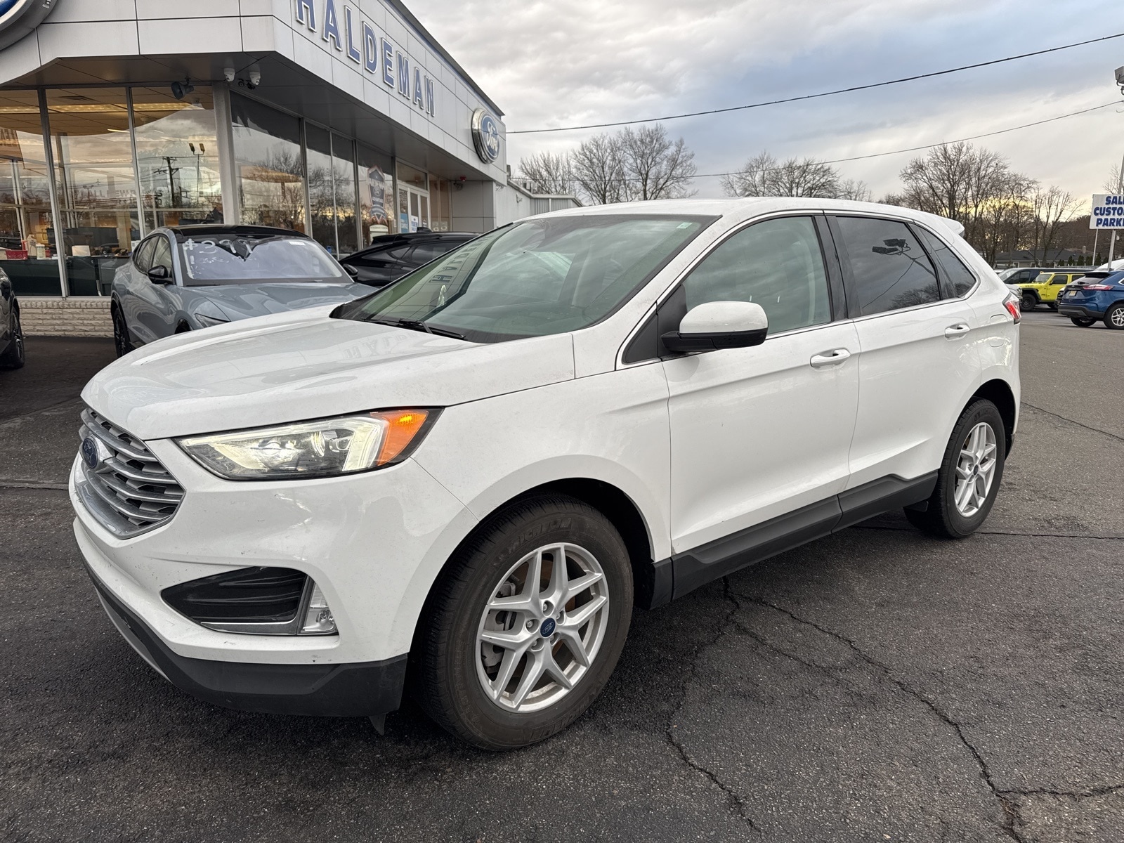 2022 Ford Edge SEL