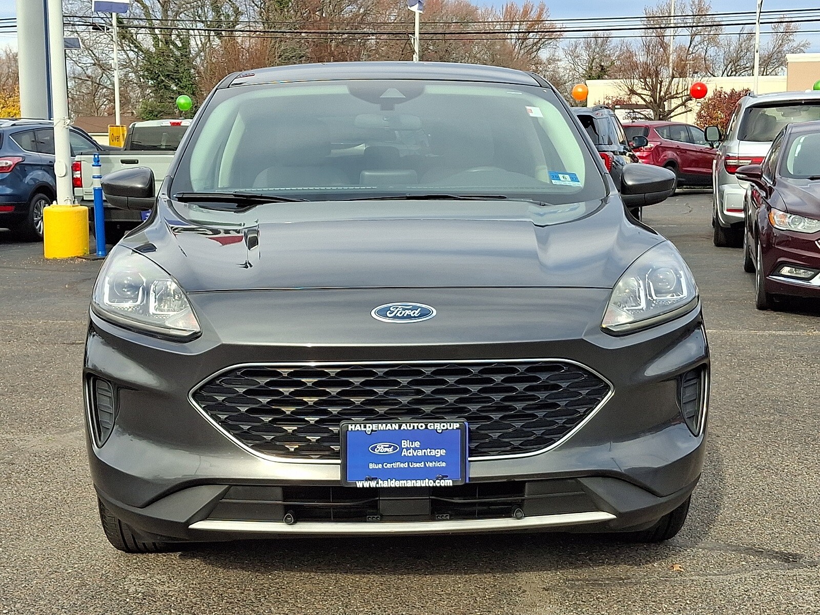 2020 Ford Escape SE photo 2