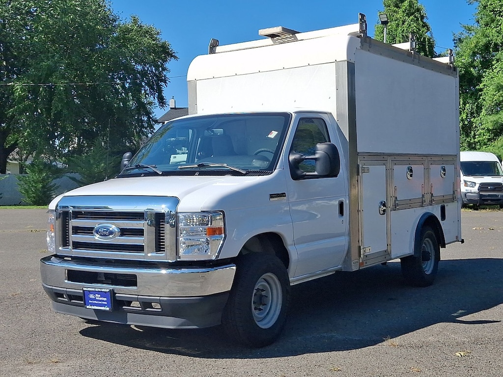 Certified 2022 Ford E-350SD Base Cab/Chassis