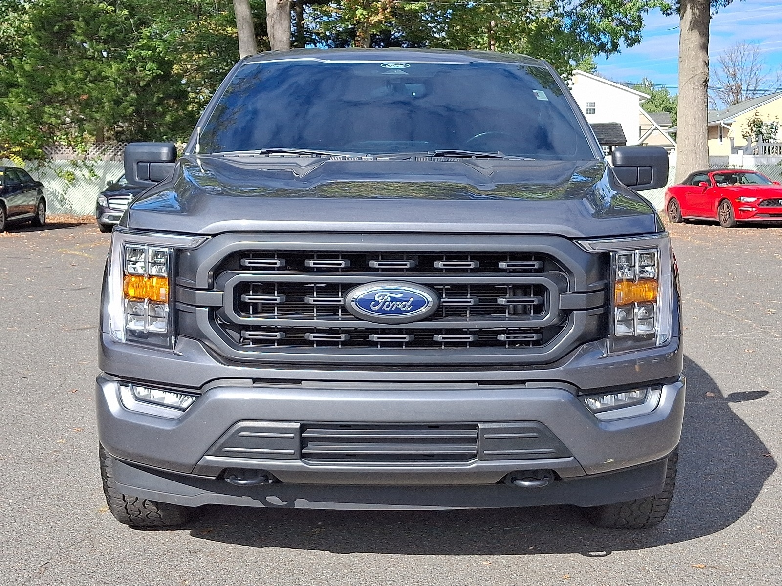 2022 Ford F-150 XLT photo 2