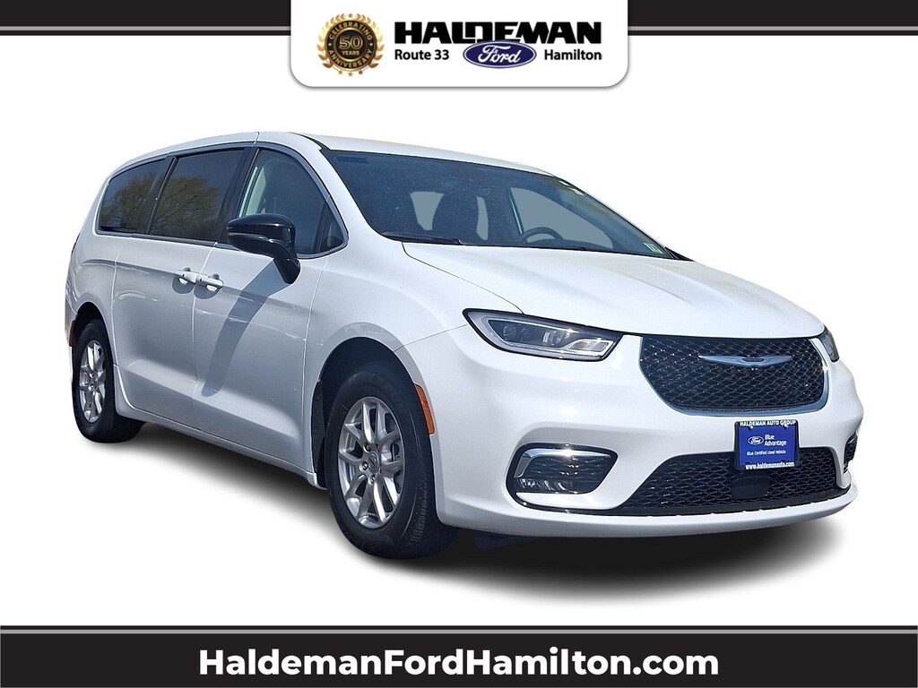 Certified 2024 Chrysler Pacifica Touring L Minivan/Van
