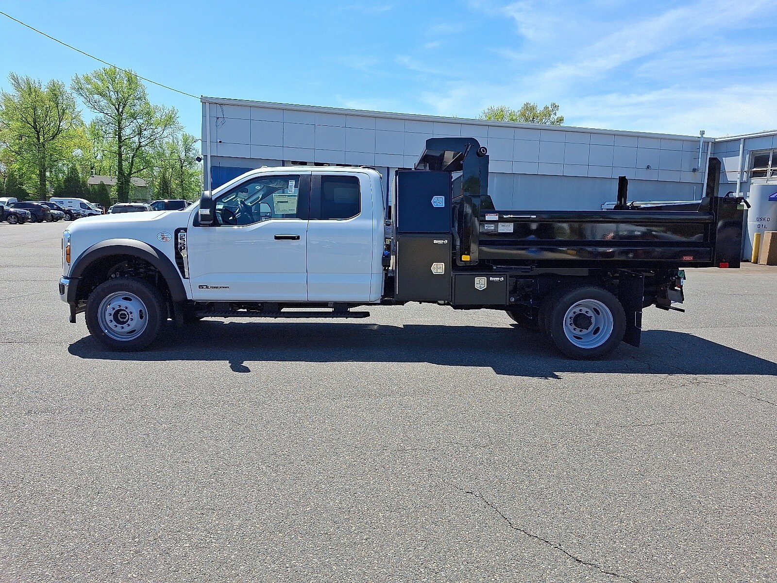 2024 Ford F-550 photo 4