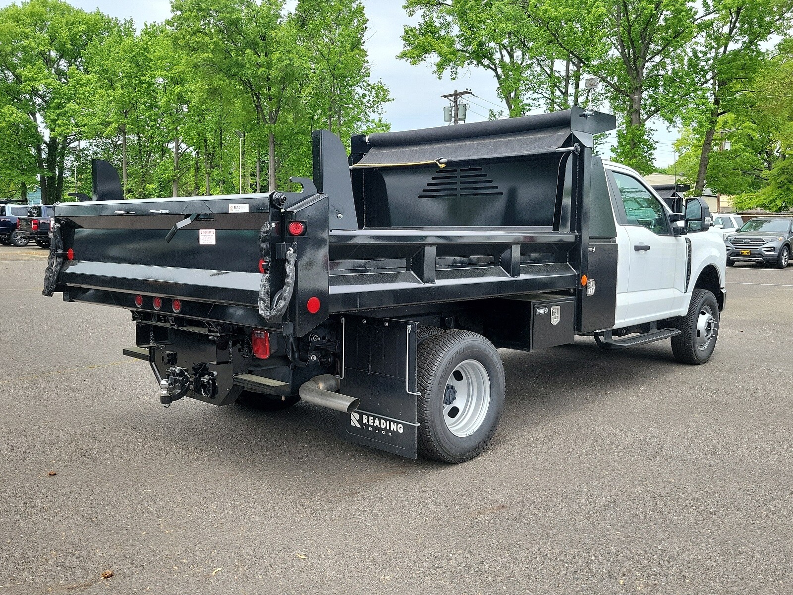 2023 Ford F-350 photo 4