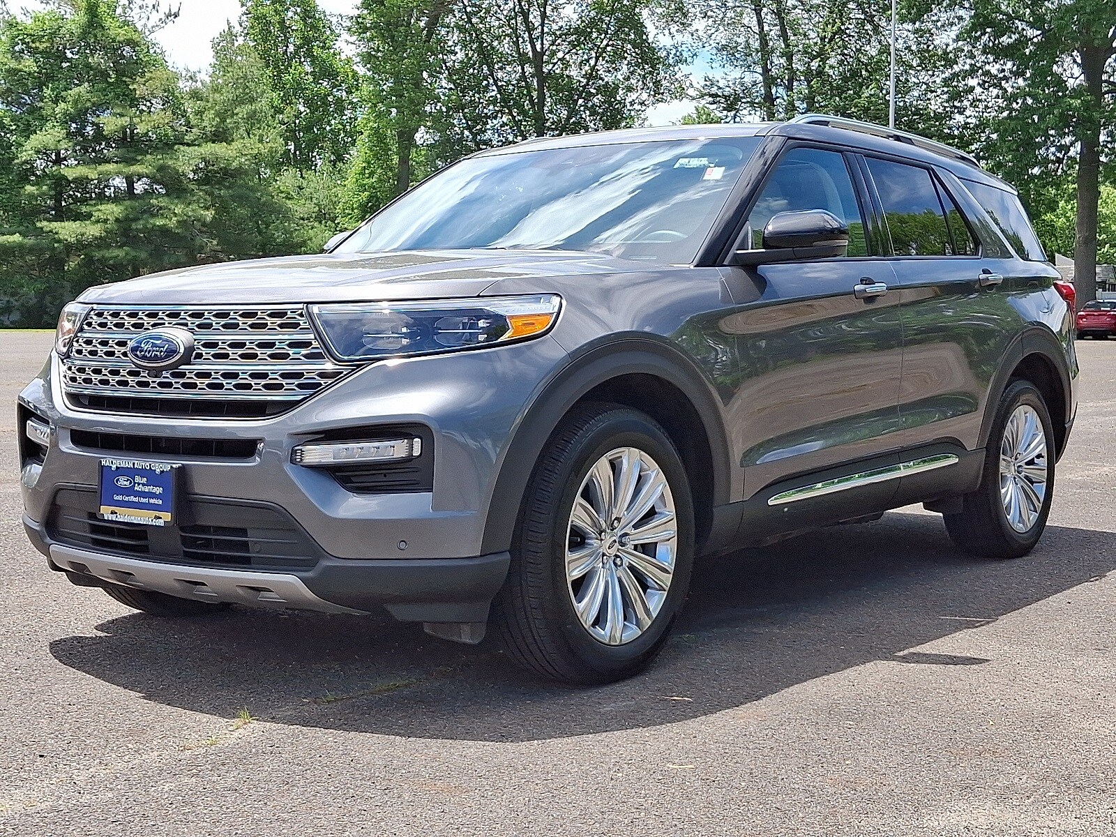 2023 Ford Explorer Limited photo 3