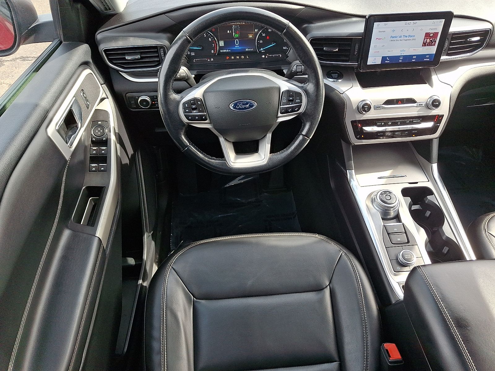 2022 Ford Explorer XLT - Photo 11
