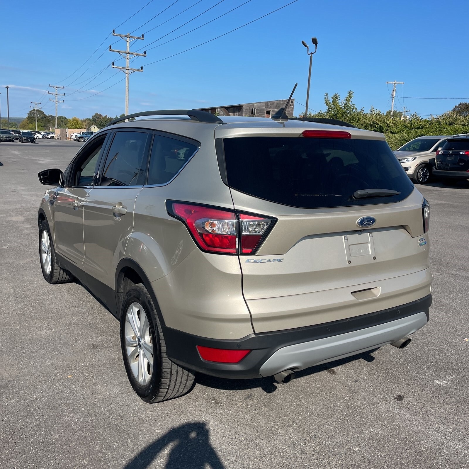 2018 Ford Escape SEL photo 3