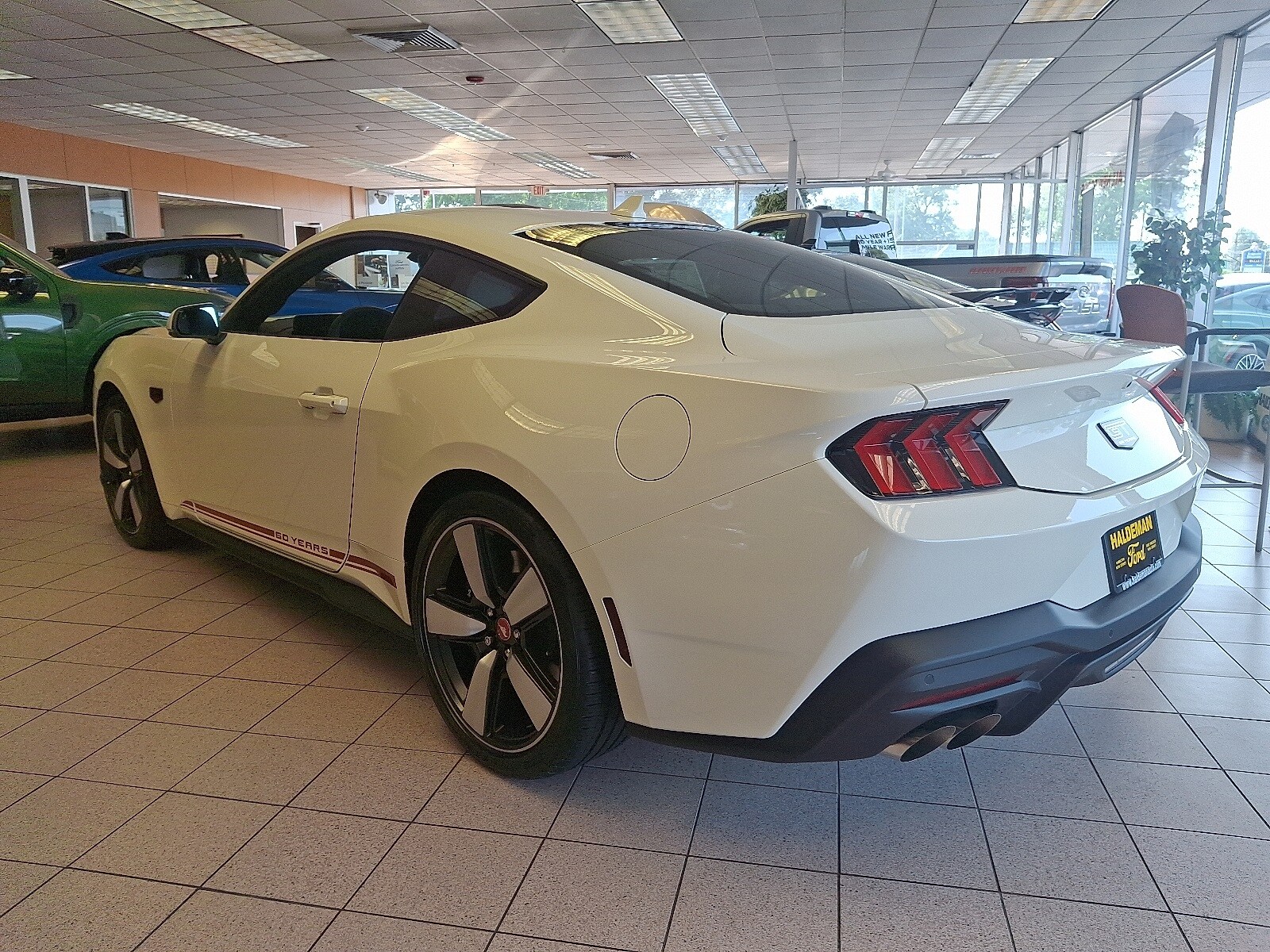 2025 Ford Mustang GT Premium photo 4