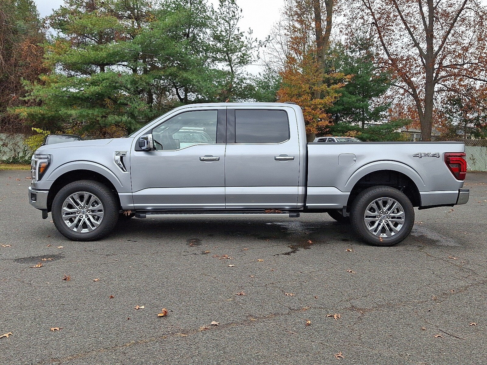2025 Ford F-150 Lariat photo 4