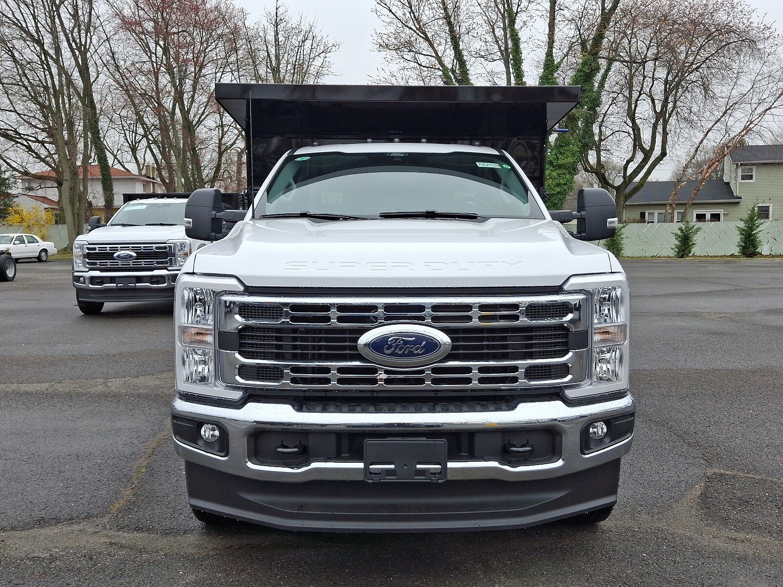 2024 Ford F-350 photo 2