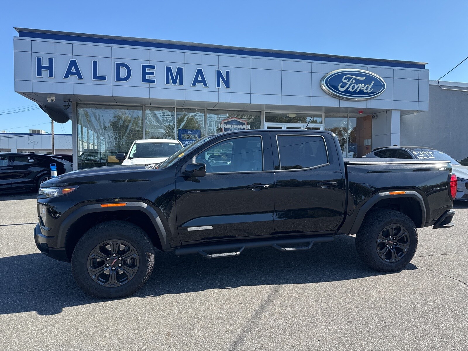 2024 Gmc Canyon Elevation photo 2
