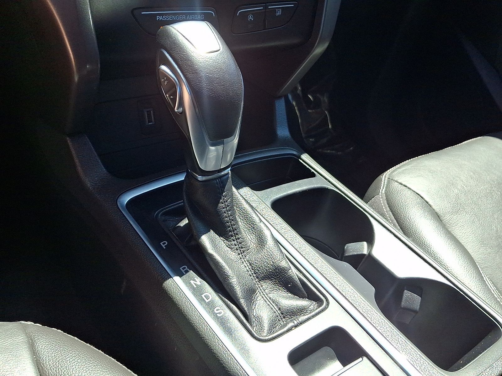 2018 Ford Escape SEL - Photo 16