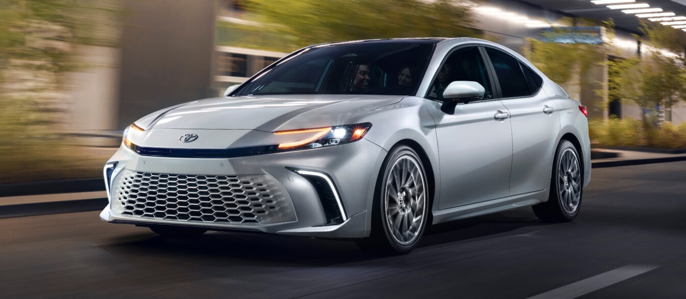 2025 Toyota Camry Hybrid