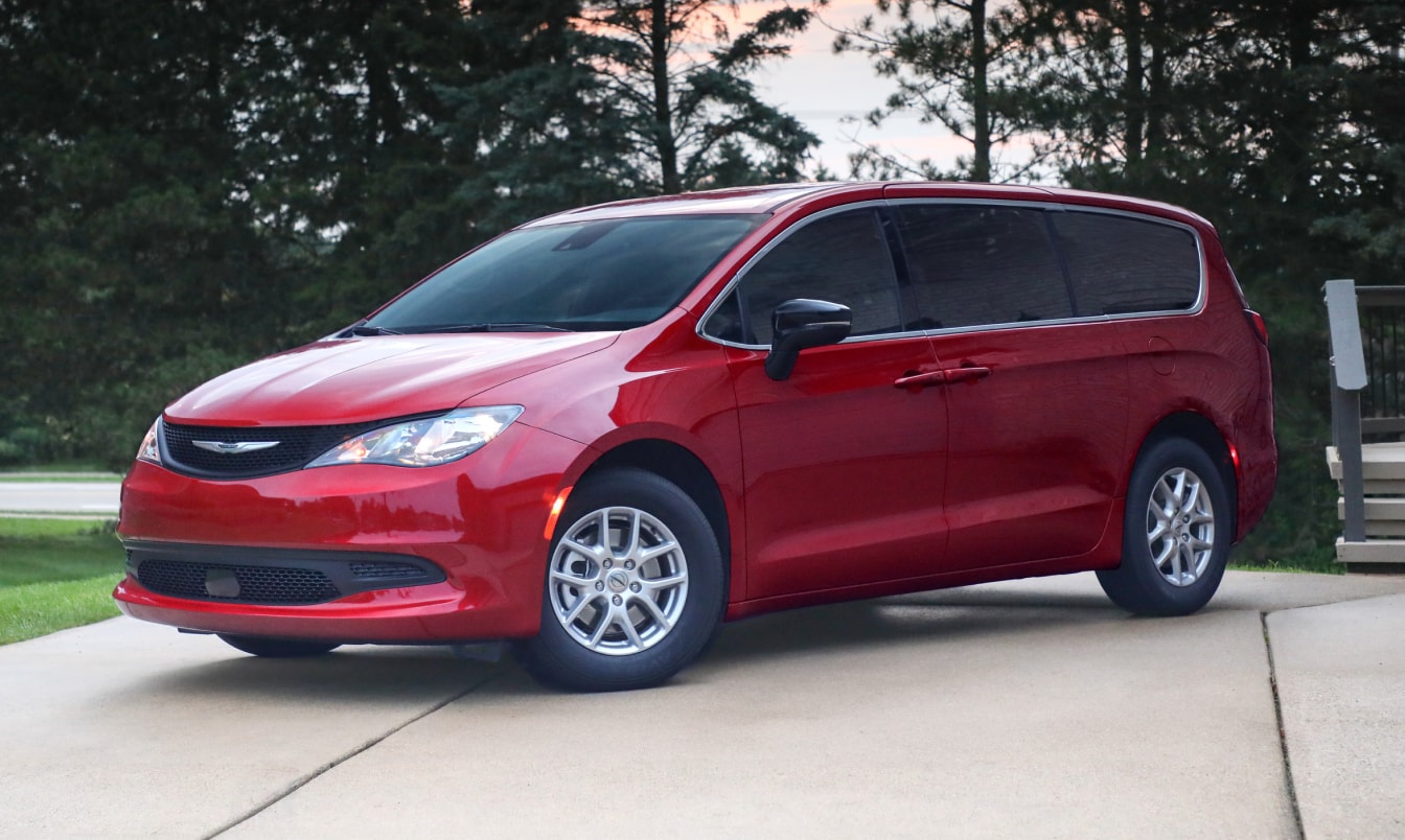 2025 Chrysler Voyager