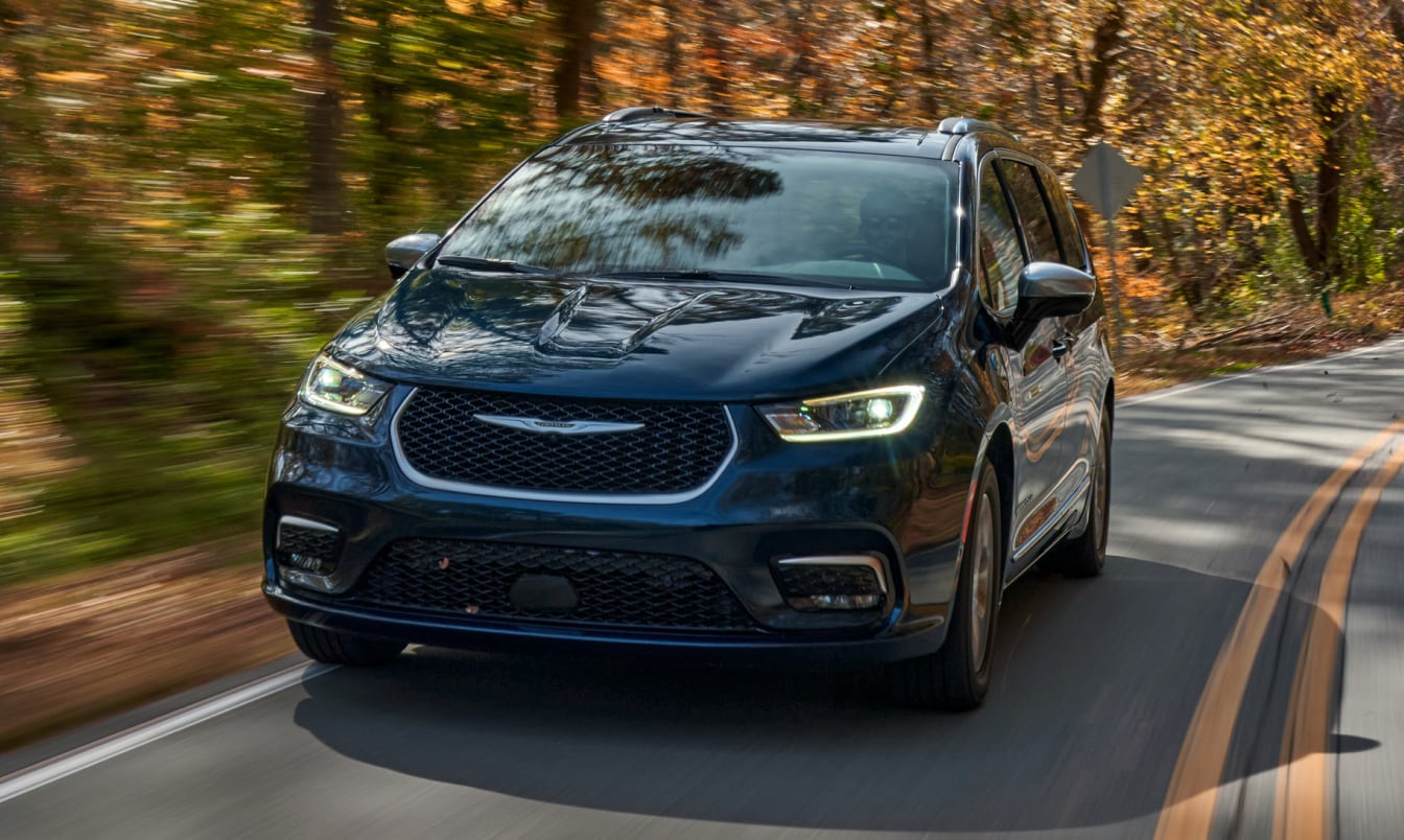 2025 Chrysler Pacifica Hybrid