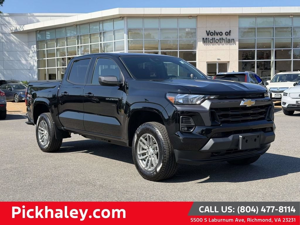 Used 2023 Chevrolet Colorado 4WD LT Truck