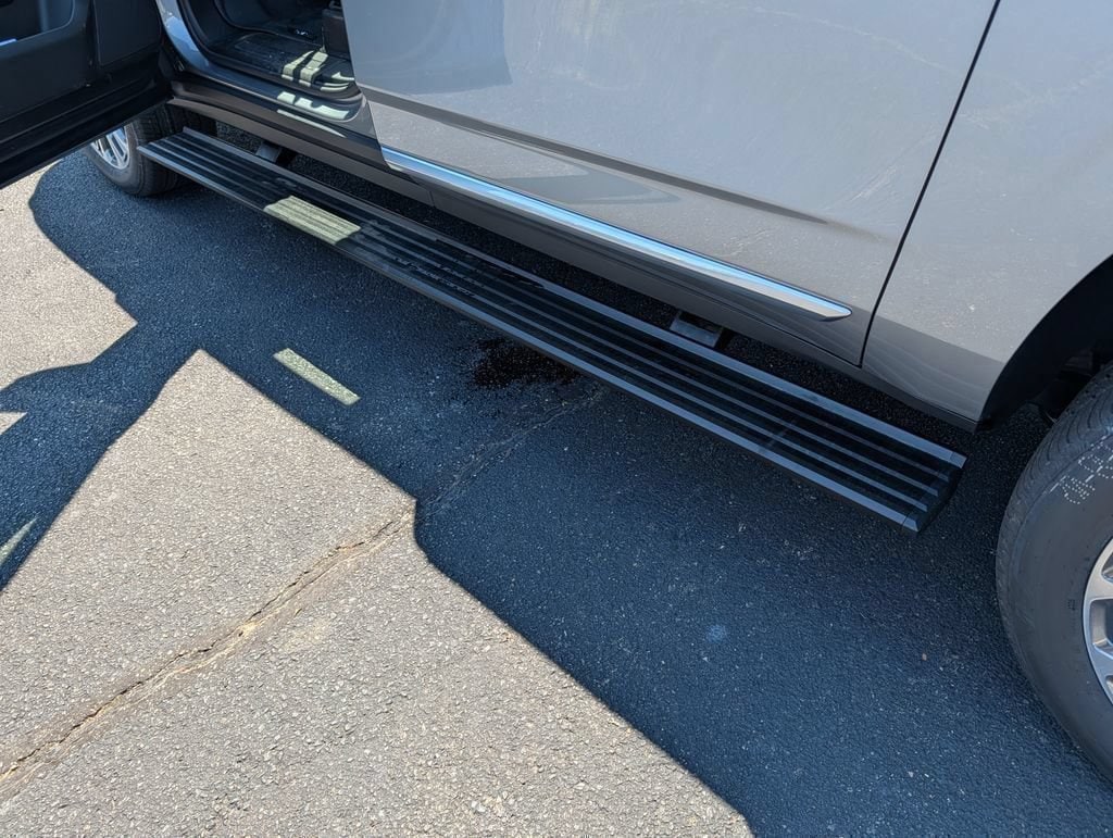 2026 GMC Yukon XL Denali - Photo 16