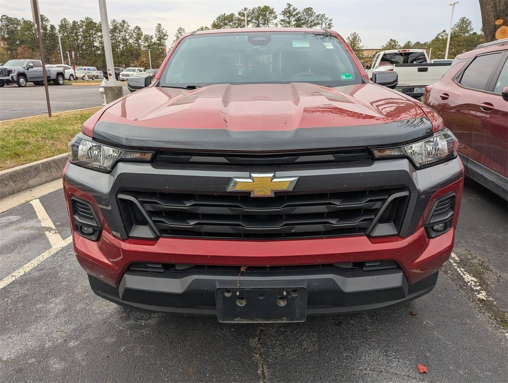 2023 Chevrolet Colorado LT photo 2