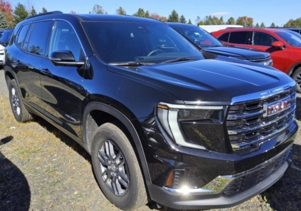 Used 2025 GMC Acadia Elevation SUV