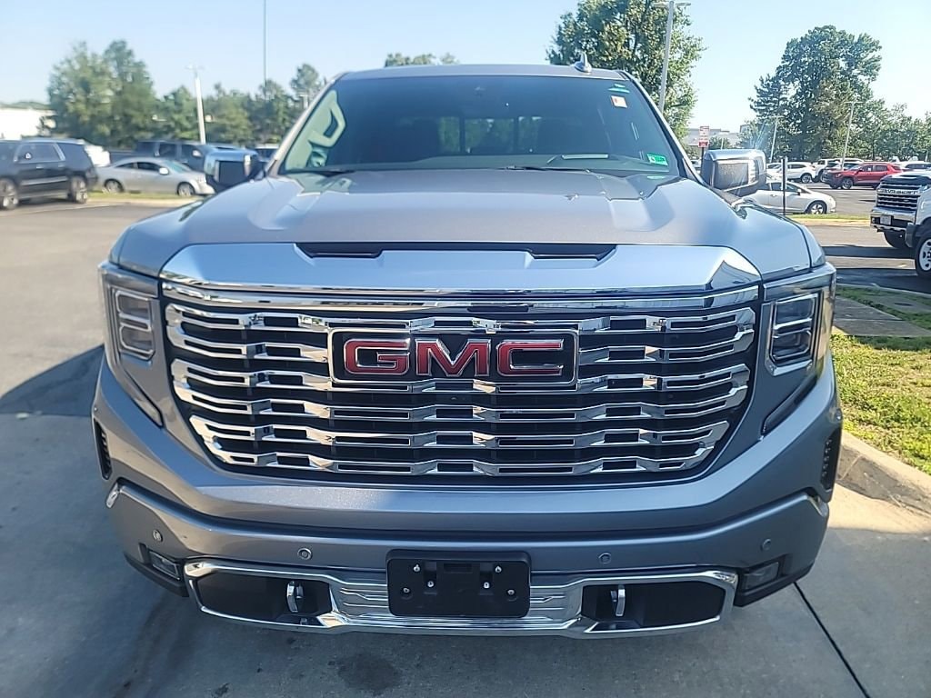 2024 GMC Sierra 4WD Crew Cab Short Box Denali's photo