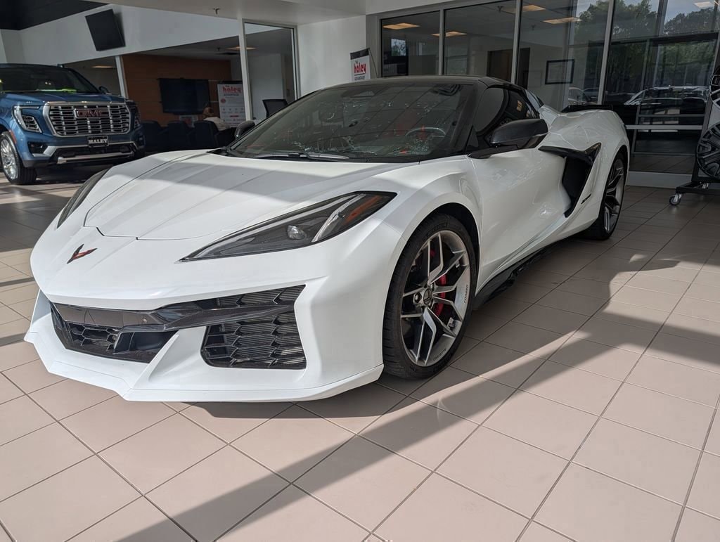 Used 2025 Chevrolet Corvette Z06 3LZ Performance