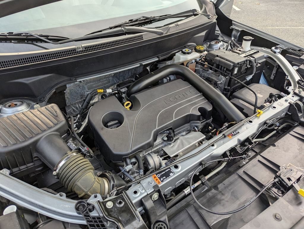 2023 GMC Terrain SLT - Photo 28