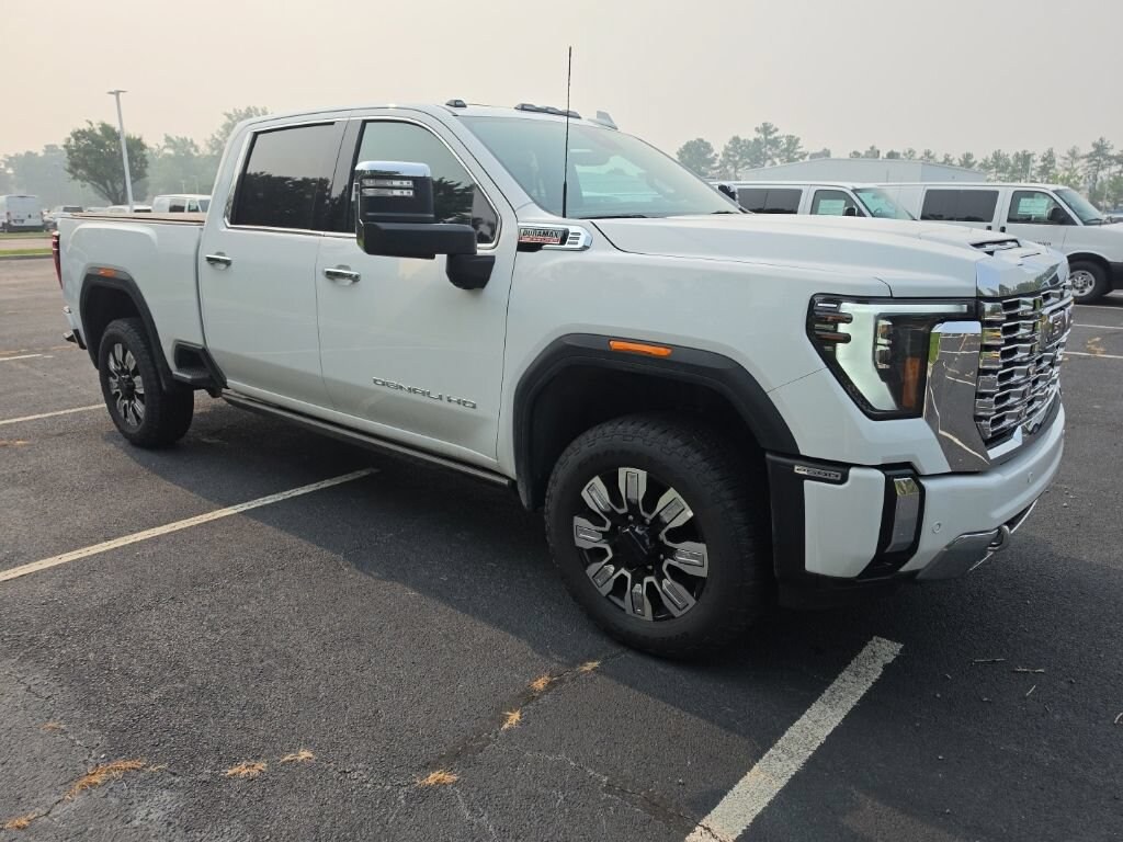 Used 2025 GMC Sierra 2500 HD Denali Truck