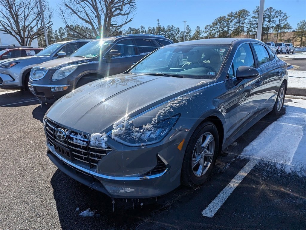 Used 2023 Hyundai Sonata SE Sedan