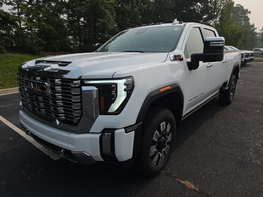 Used 2025 GMC Sierra 2500 HD Denali Truck