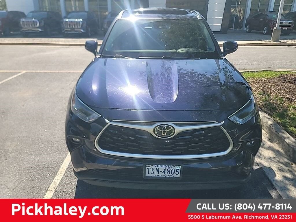 Used 2021 Toyota Highlander XLE