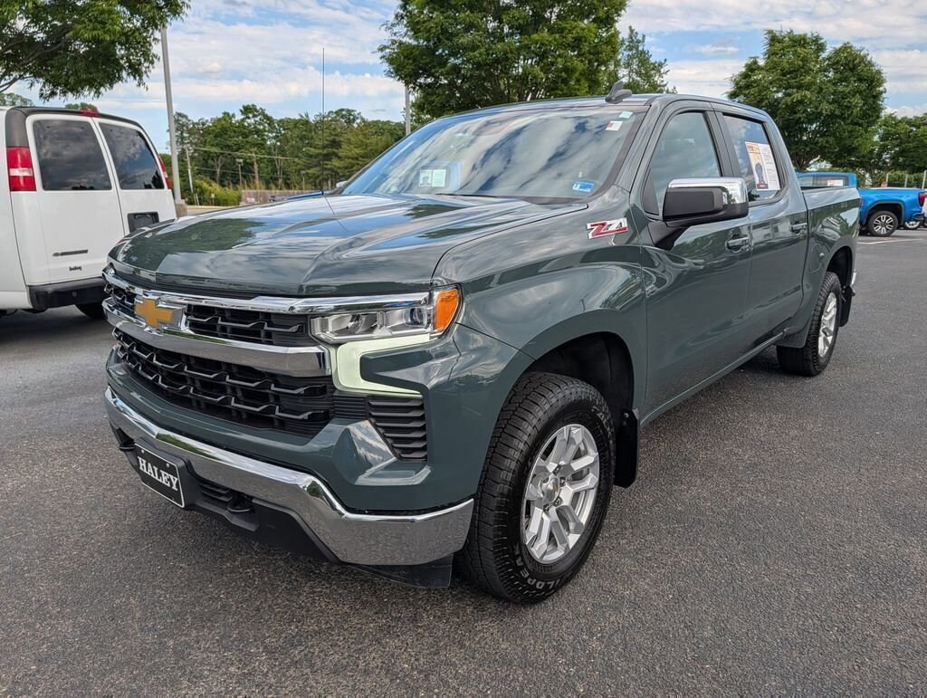 Used 2025 Chevrolet Silverado 1500 LT Truck