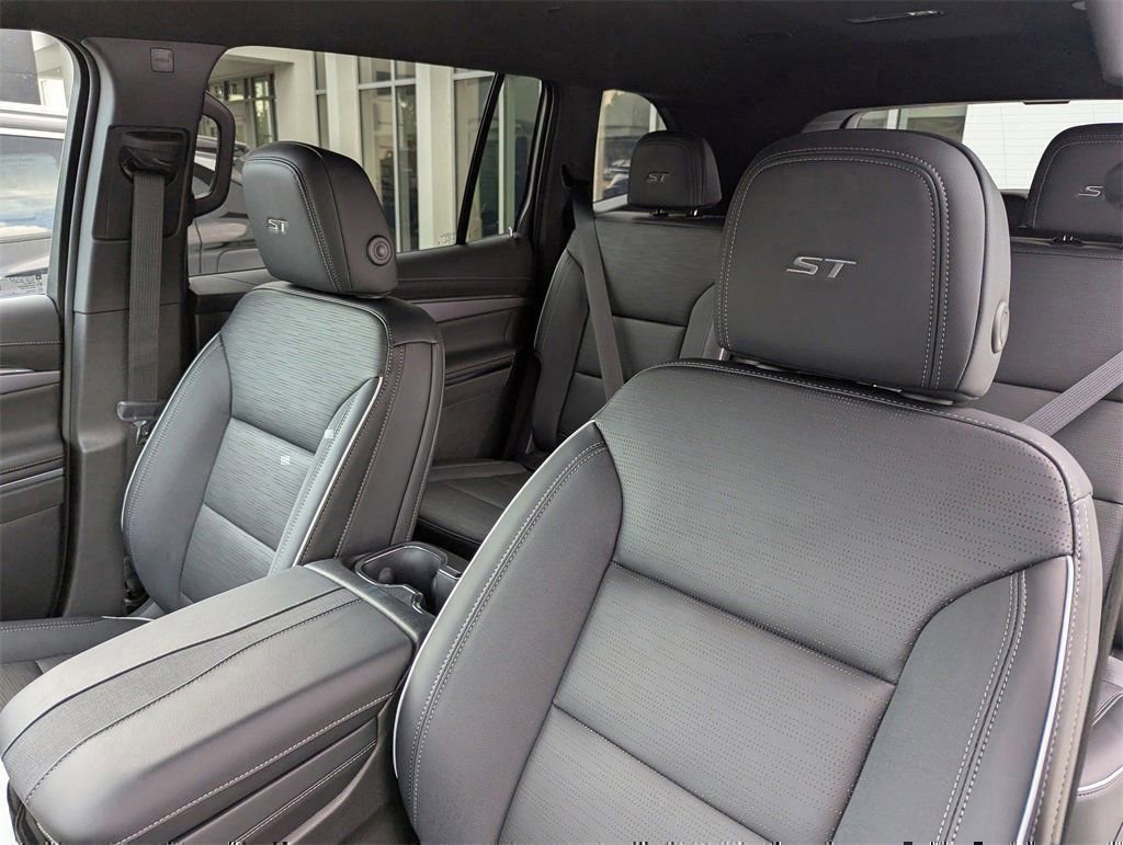2026 Buick Enclave Sport Touring - Photo 10