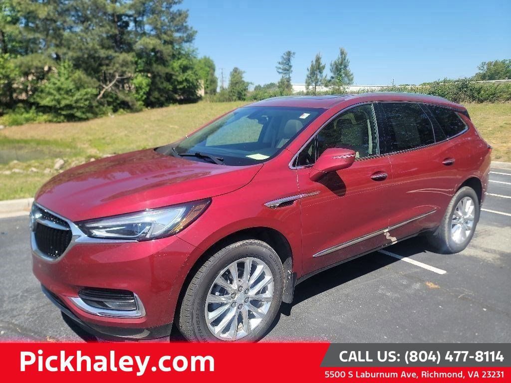 2021 Buick Enclave Essence AWD's photo