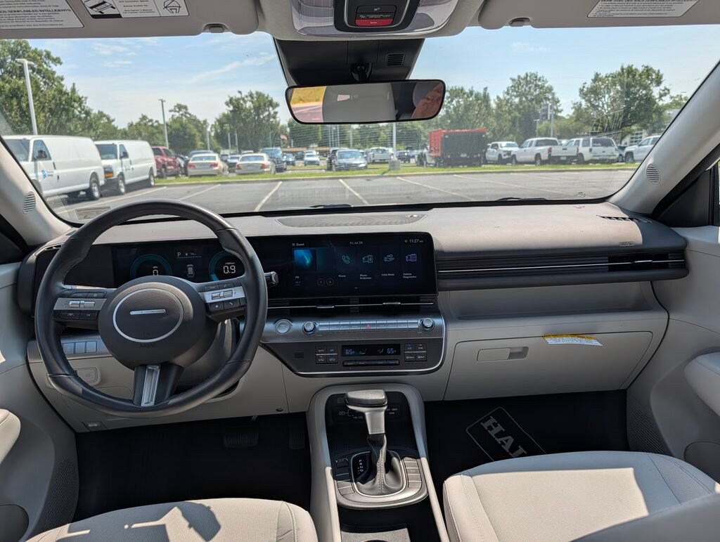 Used 2025 Hyundai Kona SEL