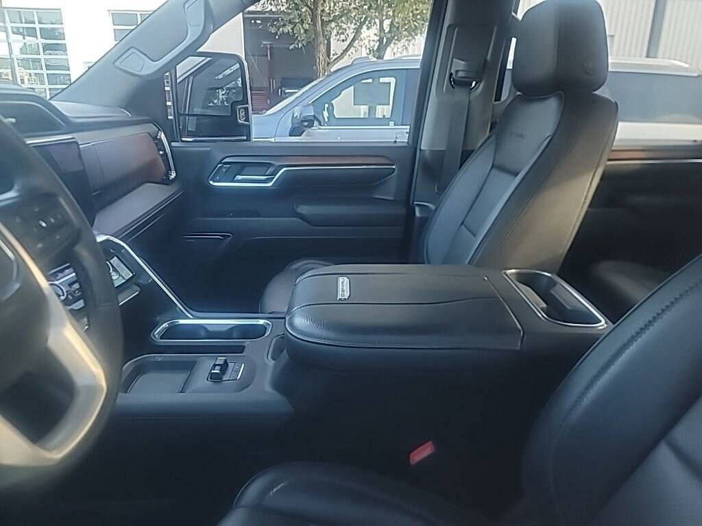 Used 2024 GMC Sierra 3500 HD Denali Truck