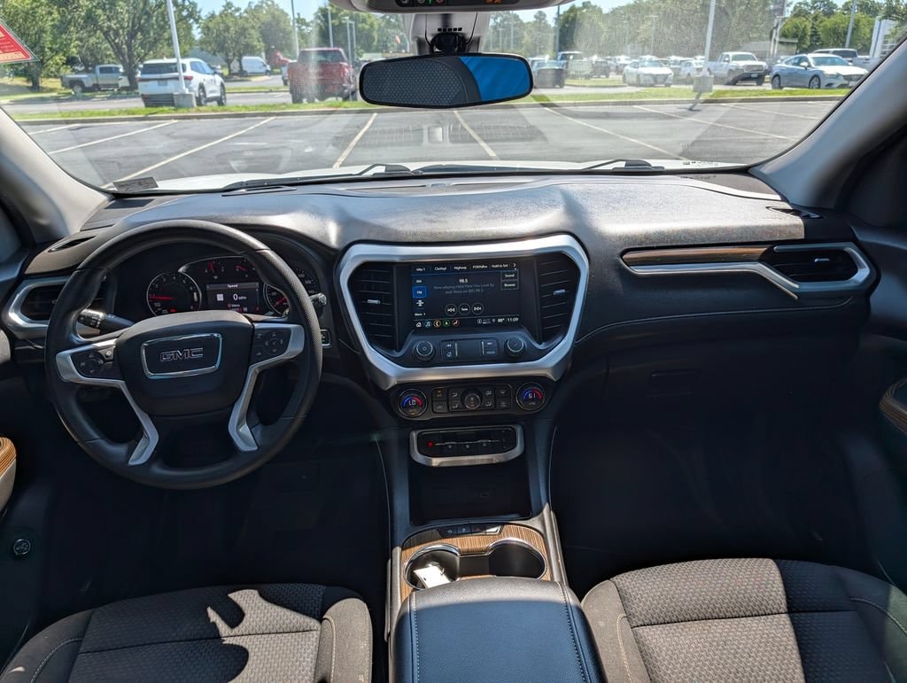 Used 2022 GMC Acadia SLE SUV