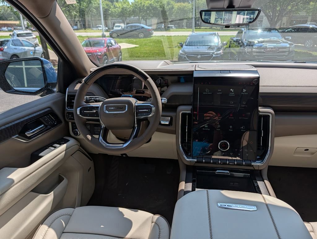 2026 GMC Yukon Denali - Photo 8