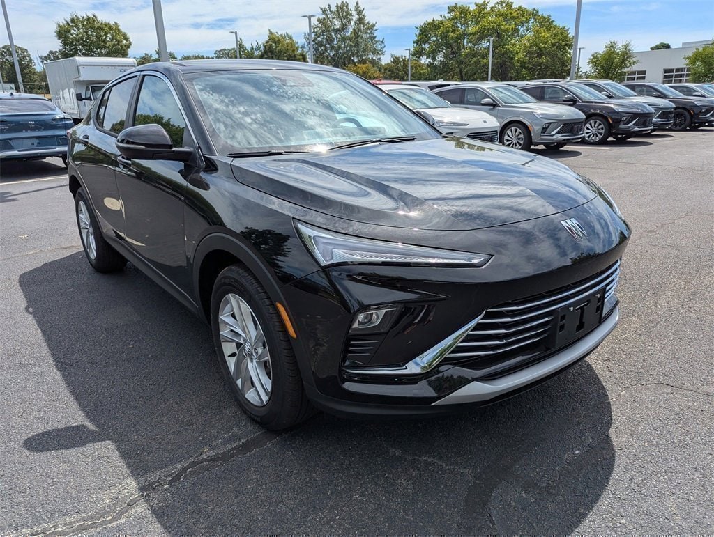 New 2025 Buick Envista Preferred SUV