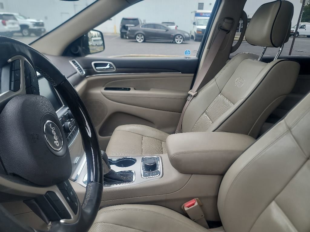 Used 2017 Jeep Grand Cherokee Overland